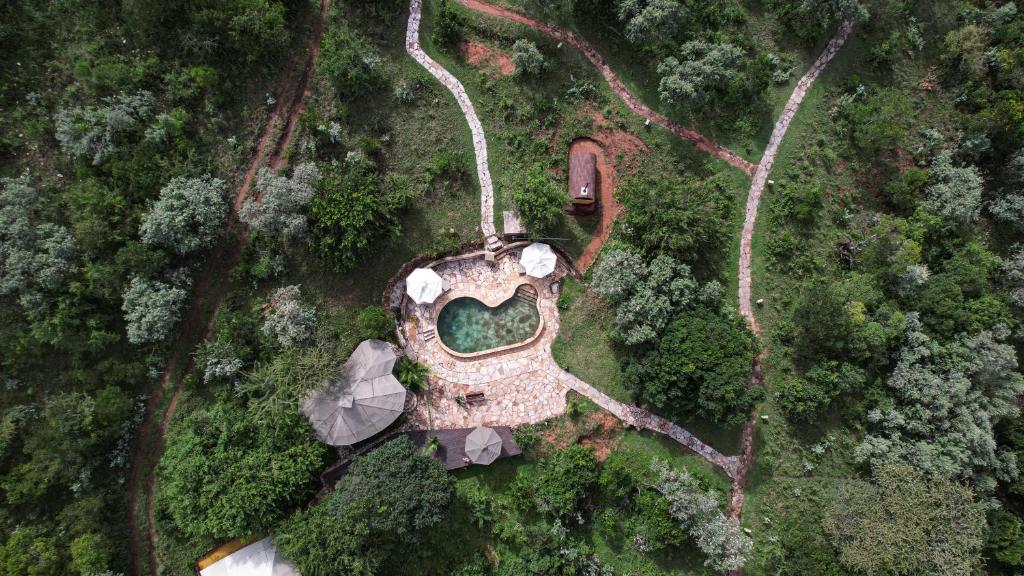 Entumoto Tented Safari Camp image 5